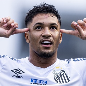 Santos rescinde o contrato de empréstimo com Jhojan Julio, que já