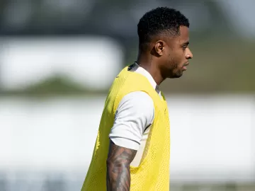 Corinthians se atrapalha em diagnóstico e tenta conter raiva de Palacios