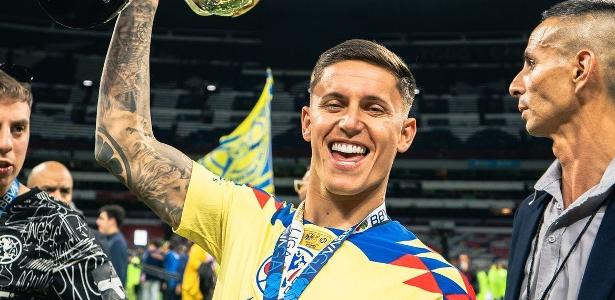 Santos vê uruguaio distante e busca alternativas no mercado para o ataque
