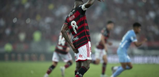 TUDO CERTO! Gerson tranquiliza torcida sobre lesão e fala sobre duelo de domingo contra o Botafogo