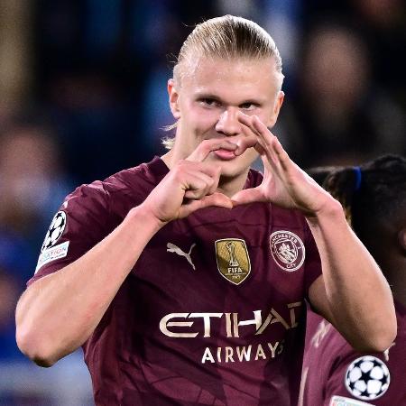 Haaland comemora gol do Manchester City sobre o Slovan Bratislava em duelo da Champions