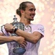 Zverev cita diabetes e dedica t&iacute;tulo &agrave; m&atilde;e: 'Pessoa mais forte que conhe&ccedil;o'