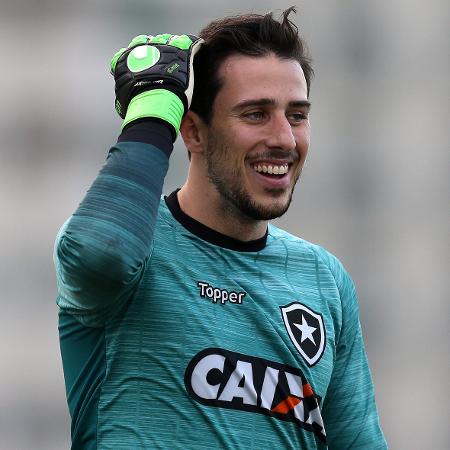 O goleiro Helton Leite, em treino do Botafogo - Vítor Silva/SSPress/Botafogo