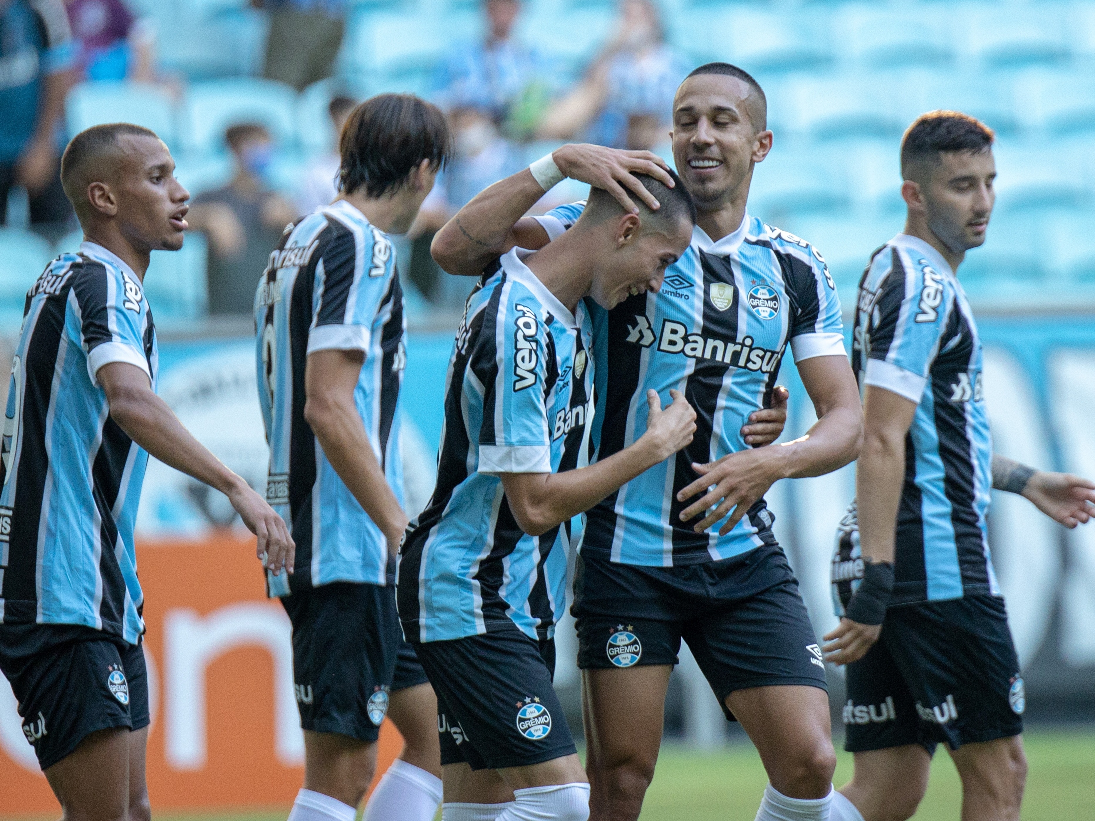 Velez vs Talleres: A Clash of Argentinian Football Titans