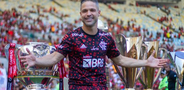 Diego Ribas é o novo embaixador da Escola Flamengo - ABC da Comunicação