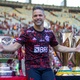 Diego Ribas recupera conta roubada por hacker e nega 'ser do Vasco'