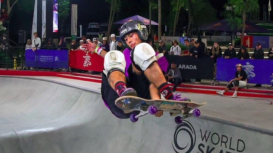 Augusto Akio, durante o Mundial de Skate Park, em Sharjah - Divulgação/CBSk