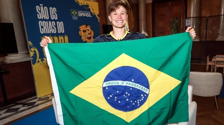 Raquel Kochhann, do rúgbi, será porta-bandeira do Brasil nas Olimpíadas de Paris-2024