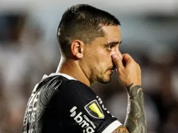 Fagner deixa Corinthians após 'aviso prévio', reserva e recordes negativos