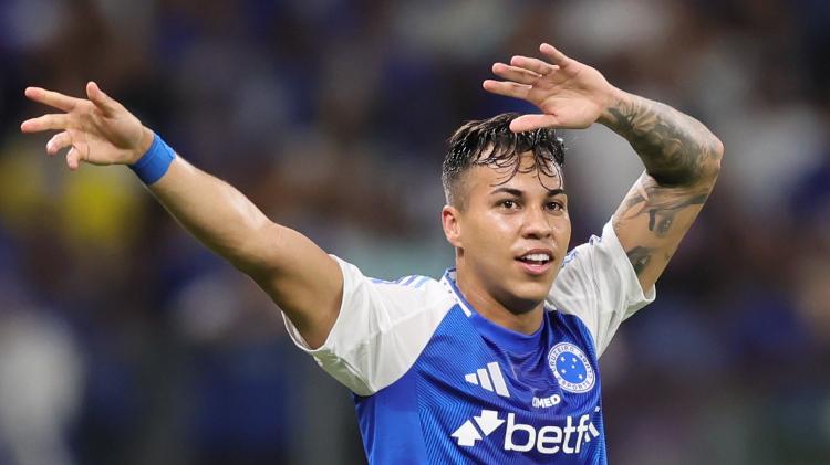 Kaio Jorge comemora gol marcado pelo Cruzeiro contra o Vila Nova na Copa do Brasil