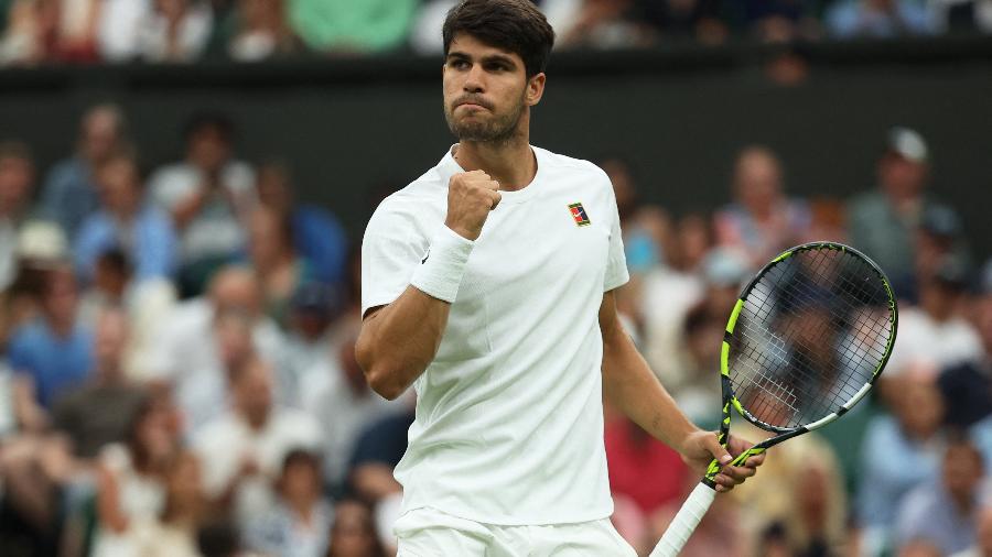 Carlos Alcaraz nas oitavas de final de Wimbledon em 2025 - REUTERS/Isabel Infantes