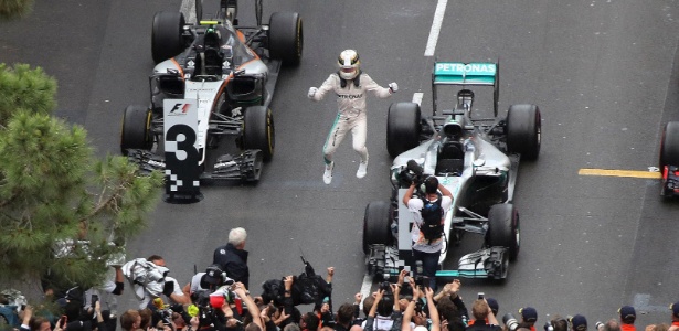 AFP PHOTO / VALERY HACHE