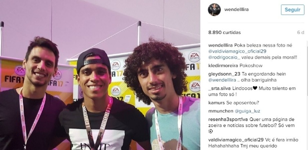Wendell Lira posa com Rodrigo Caio e Valdívia em evento de games - Reprodução/Instagram - Reprodução/Instagram