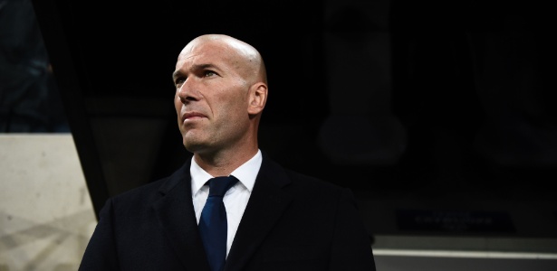Zidane lamentou a atuação do Real Madrid durante a segunda etapa - ODD Andersen/AFP