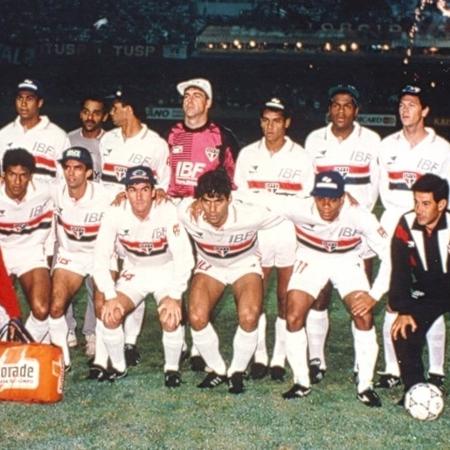 Time do São Paulo posa para foto antes de jogo pela Libertadores de 1992 - Arquivo Histórico do São Paulo Futebol Clube