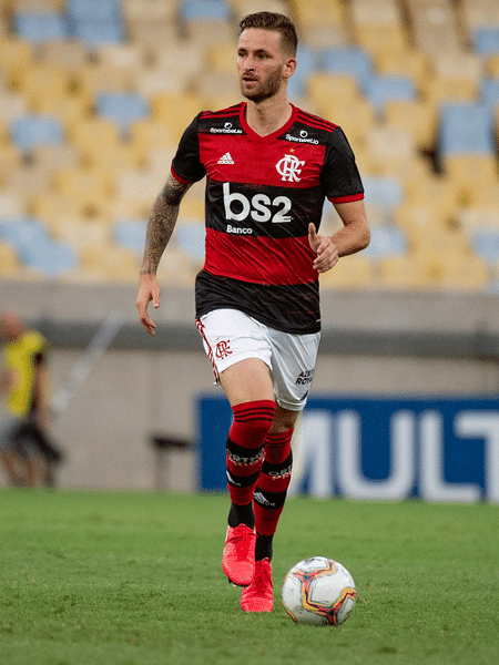 Léo Pereira é o preferido de Jorge Jesus para ser o companheiro de zaga de Rodrigo Caio no Flamengo - Marcelo Cortes/Flamengo
