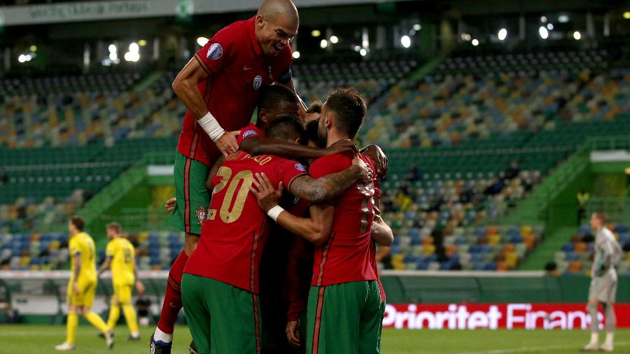 Portugal comemora gol na partida contra a Suécia, pela Liga das Nações - NurPhoto via Getty Images