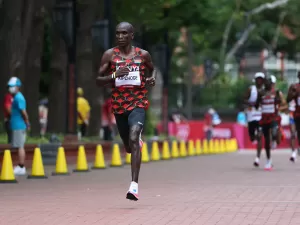 Bicampeão olímpico é ameaçado após ter nome ligado à morte de maratonista