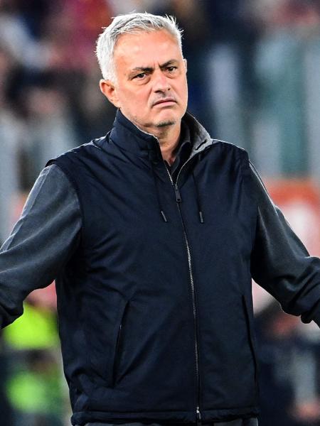 José Mourinho, técnico da Roma. - ALBERTO PIZZOLI/AFP