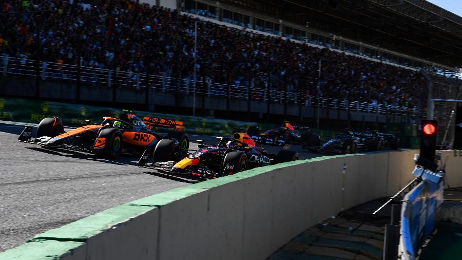 Max Verstappen supera Lando Norris na primeira curva da corrida sprint de São Paulo