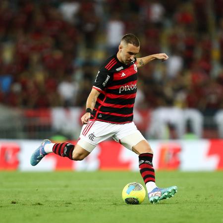 Léo Ortiz durante jogo entre Flamengo e Corinthians