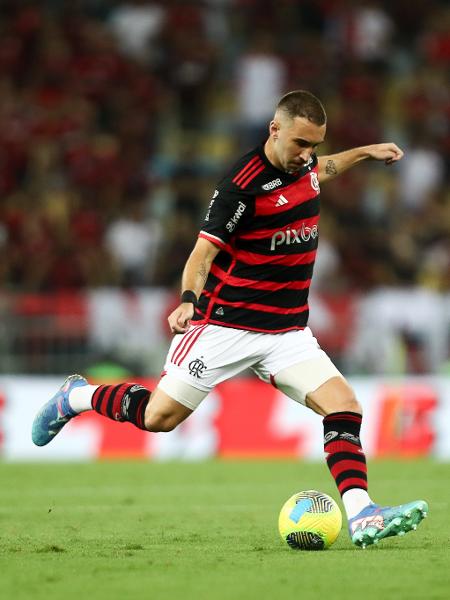 Léo Ortiz durante jogo entre Flamengo e Corinthians