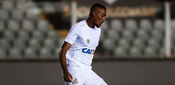  Jovem zagueiro Sabino não agradou a comissão técnica em reapresentação do Santos - Divulgação/Twitter Santos FC