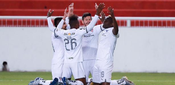 Libertadores | São Paulo perde por 4 a 2 para a LDU e fica distante da classificação