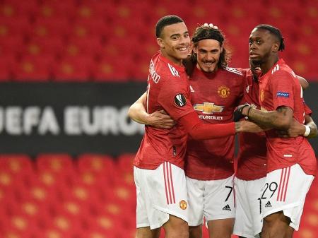 Manchester United vence o Granada por 2 a 0 na Liga Europa