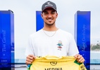 Medina chora e agradece incentivo ao se tornar tri mundial de surfe - Divulgação/WSL