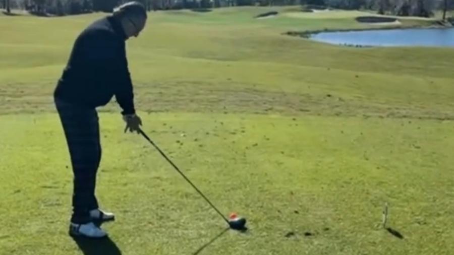 Galvão Bueno joga golfe com o filho após covid-19 - Reprodução/Instagram