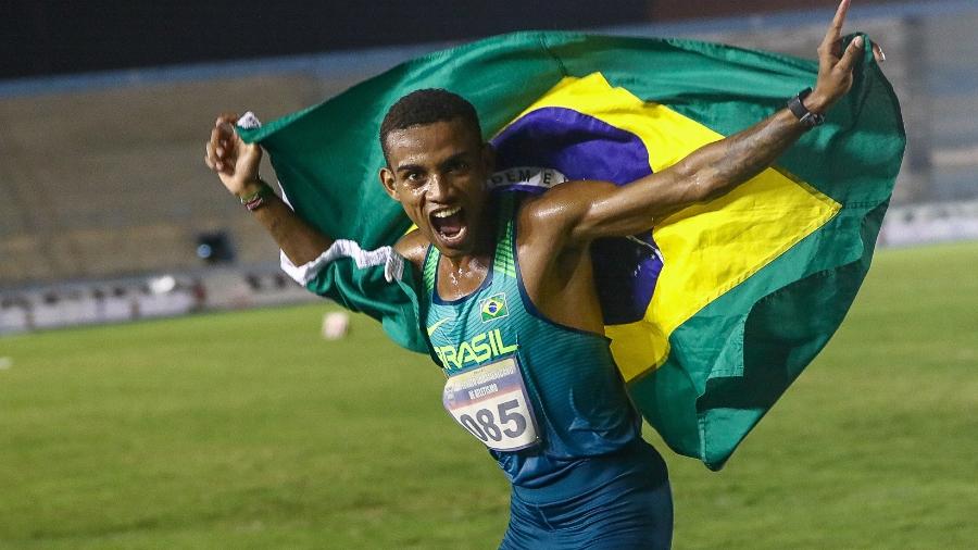 Daniel Nascimento bateu o recorde brasileiro e sul-americano na Maratona de Seul