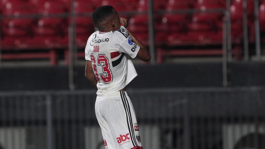 Caio, revelado pela base do São Paulo, comemora o seu primeiro gol no time principal, contra o Ayacucho-PER, na Sul-Americana - Rubens Chiri / saopaulofc.net
