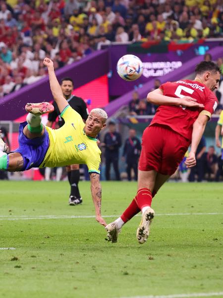 Richarlison marca golaço de voleio na partida entre Brasil e Sérvia pela Copa do Mundo do Qatar - Alex Livesey - Danehouse/Getty Images
