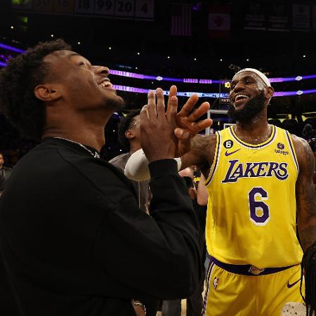 Camisa 6 do Lakers, LeBron pode jogar com seu filho na próxima temporada