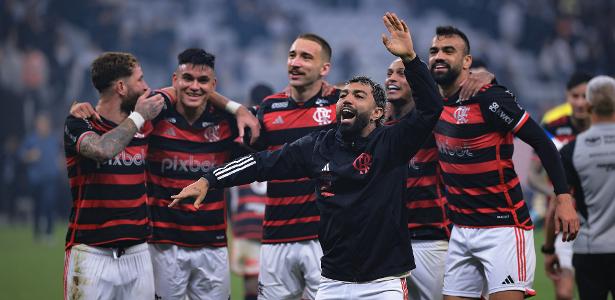 Flamengo provoca foguetório da torcida do Corinthians após classificação emocionante.