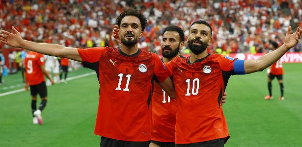 Ziko, Salah e Trézéguet ?classificam? o Egito em jogo eletrizante