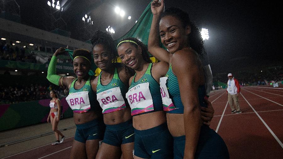 Equipe brasileira conquista ouro no revezamento 4x100m feminino do atletismo do Pan - Alexandre Loureiro/COB