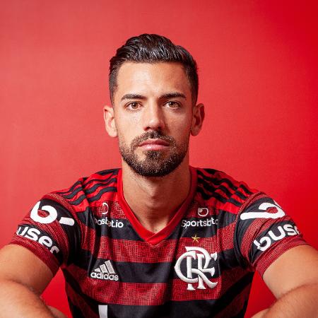 Pablo Marí no centro de treinamento do Flamengo, em 2019 - André Rodrigues/UOL