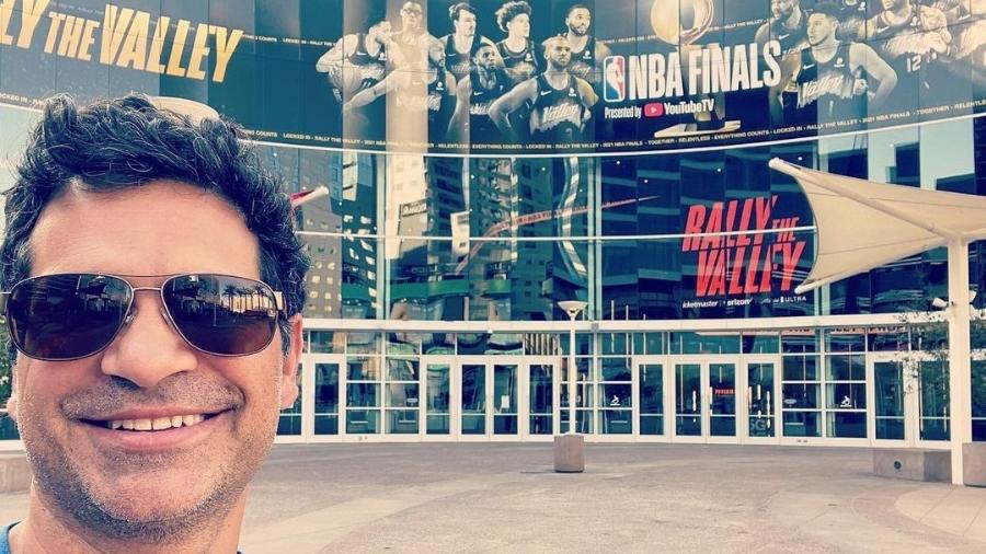 Paulo Antunes em selfie na arena do Phoenix Suns, uma das sedes da final da NBA - Reprodução/Instagram