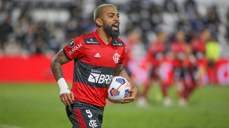 Gabigol comemora gol do Flamengo contra o Olimpia, pela Libertadores - Staff Images/Conmebol