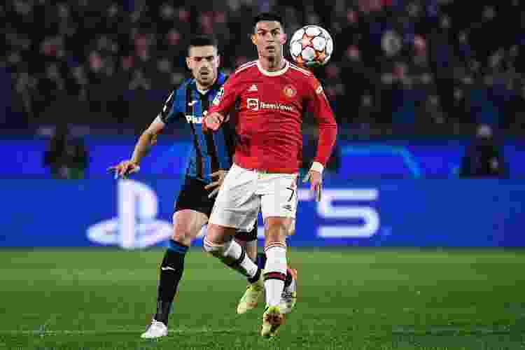Cristiano Ronaldo em ação na partida entre Atalanta e Manchester United, pela Liga dos Campeões - AFP - AFP