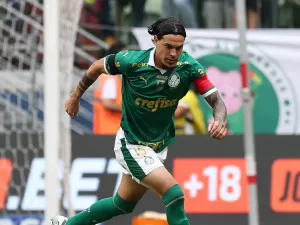 Gómez lamenta tropeço em casa, mas garante Palmeiras na briga pelo título