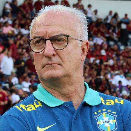 Dorival Júnior, técnico do Brasil, durante jogo contra a Venezuela - Edilzon Gamez/Getty Images