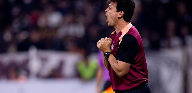 Diniz sobre escolha por Kayke no Corinthians: 'Sempre tenho olhar especial'