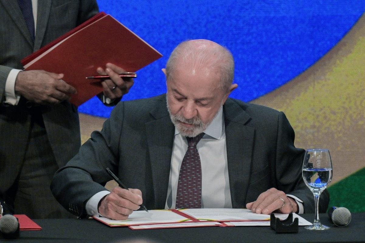 Lula diz que regulamentação das bets não deu certo e que, por isso, houve proibição
