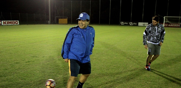 Maradona treina para partida amistosa: polêmica com Icardi - Getty Images