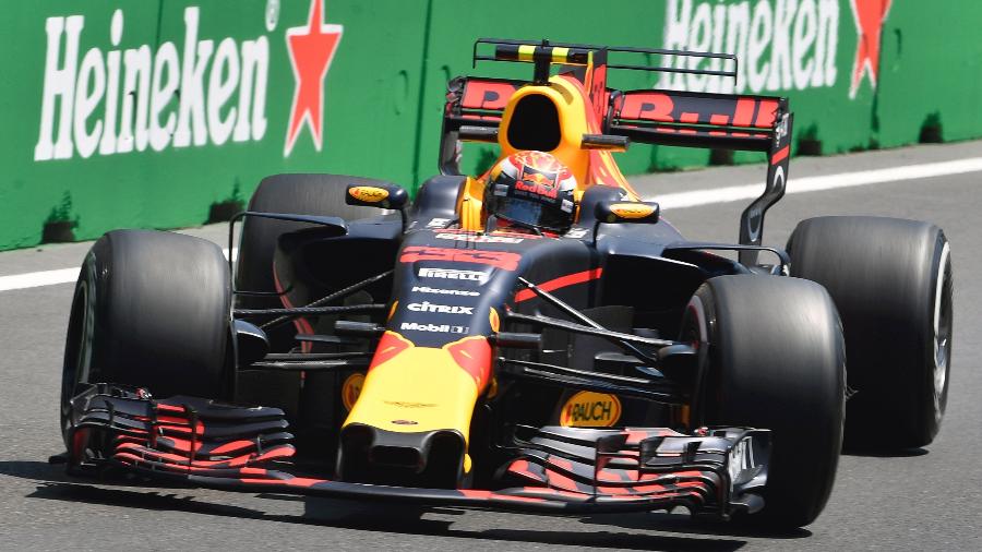 Verstappen durante segundo treino livre no Azerbaijão - Alexander Nemenov/AFP