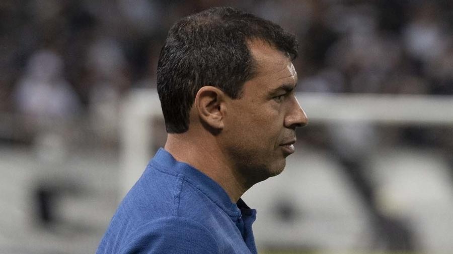 Técnico Fábio Carille comanda o Corinthians durante partida contra o Flamengo no primeiro turno - Daniel Augusto Jr/Ag. Corinthians
