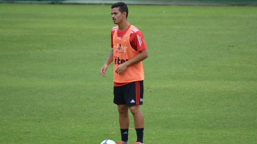 Rafael chegou a treinar com os profissionais em 2019 e agora renovou para não ficar livre no mercado da bola - Érico Leonan/saopaulofc.net
